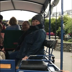 Meet your Posher, Shirley